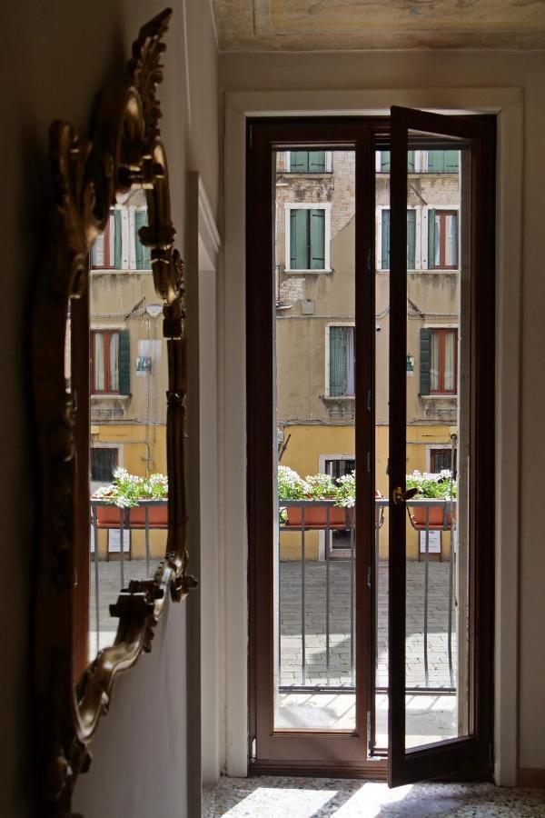 Appartamento Al Malibran Venesia Bagian luar foto